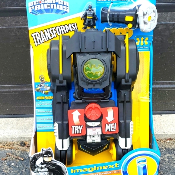 Imaginext DC Super Friends Transforming Batmobile R/C - Picture 3 of 9
